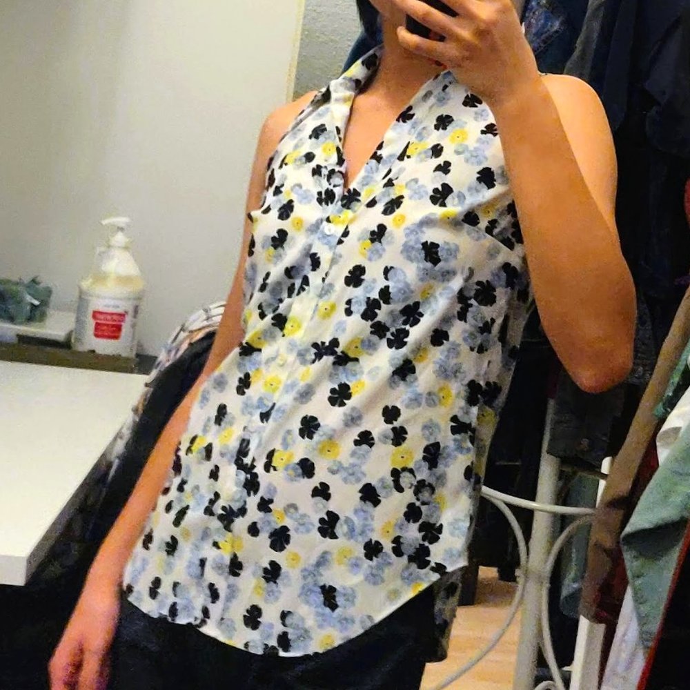 Ann Taylor White Flower-Patterned Sleeveless Blouse, Size XXSP